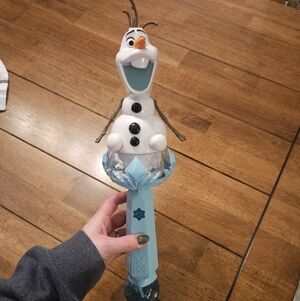 ❄️ Disney World- Frozen Olaf Light-Up Bubble Wand ❄️
